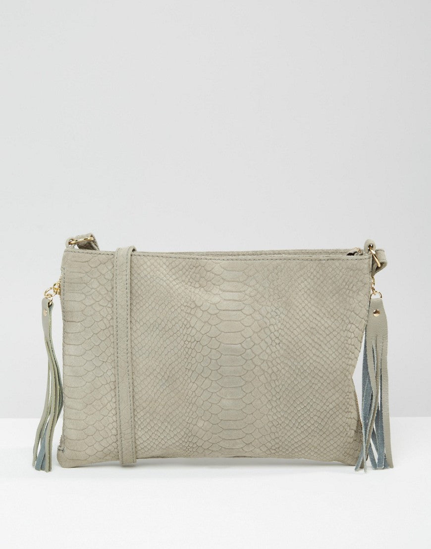 New Look Whipstitch Fringe Mini Duffle Bag